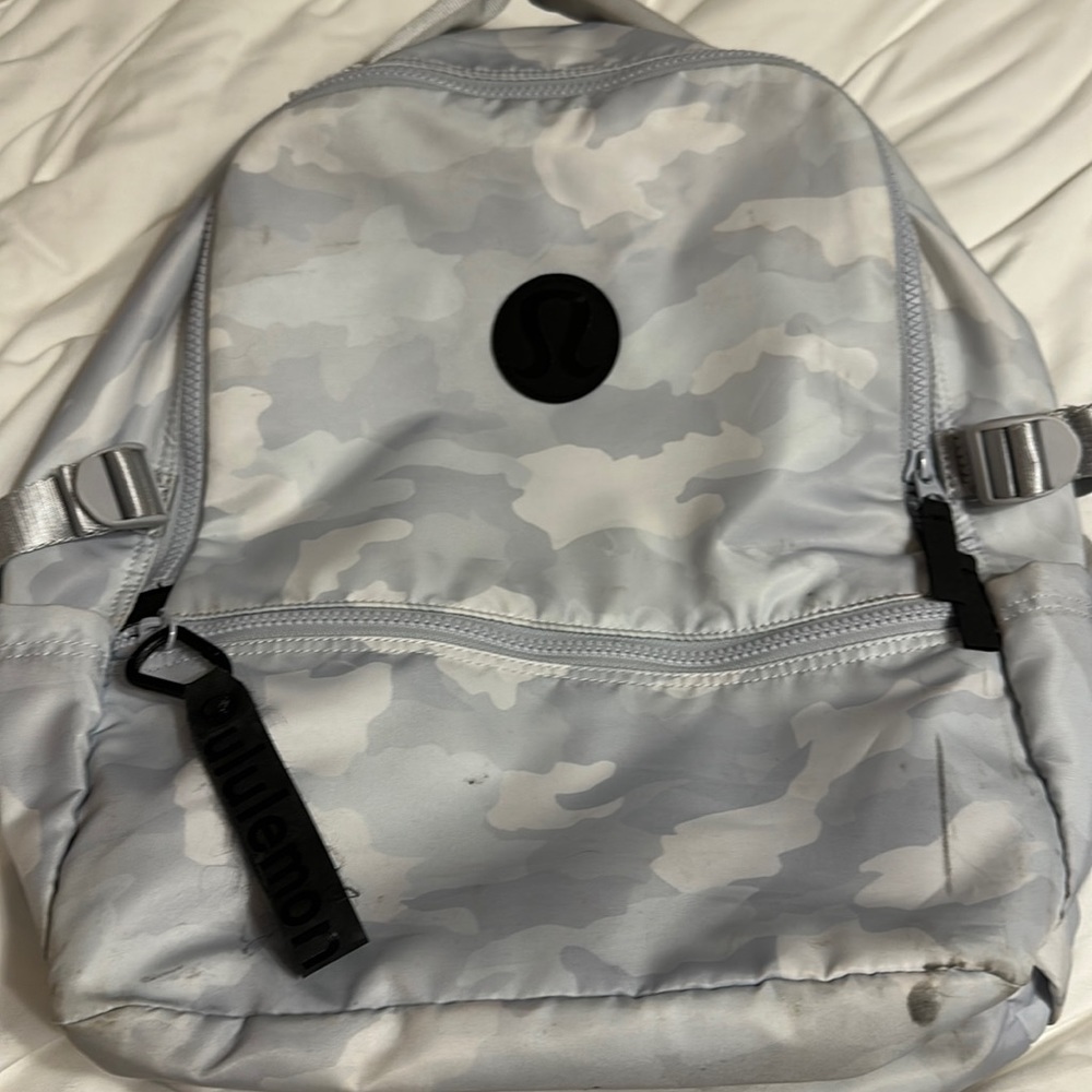 lulu lemon back pack